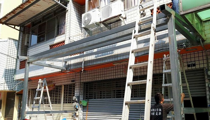 台中鐵皮屋工程施工現場照片