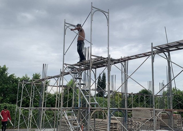 高雄外牆整修鷹架，結構穩固