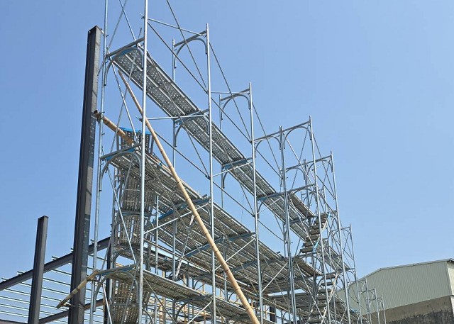 高雄鷹架推薦，安全網架設