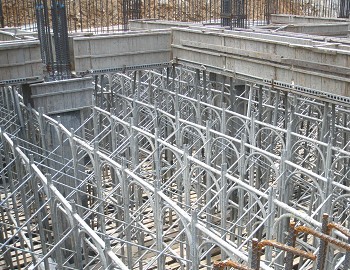 懸吊式施工架的結構安全檢查