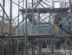 懸吊式工作平台提供安全作業空間